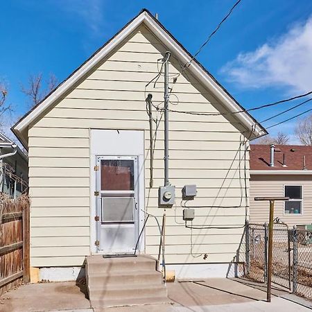 This Little House Close To Hospital,Downtown & Cfd Apartment Cheyenne Bagian luar foto